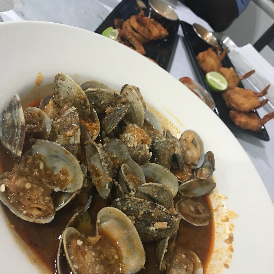 Craw Station 15040 Farnsworth St, San Leandro