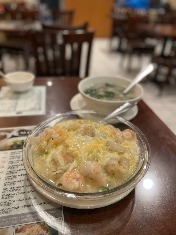 Sisi's Hong Kong Cafe 17850 Hesperian Blvd, San Lorenzo