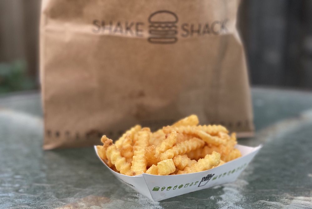 Shake Shack 33 Hillsdale Mall, San Mateo
