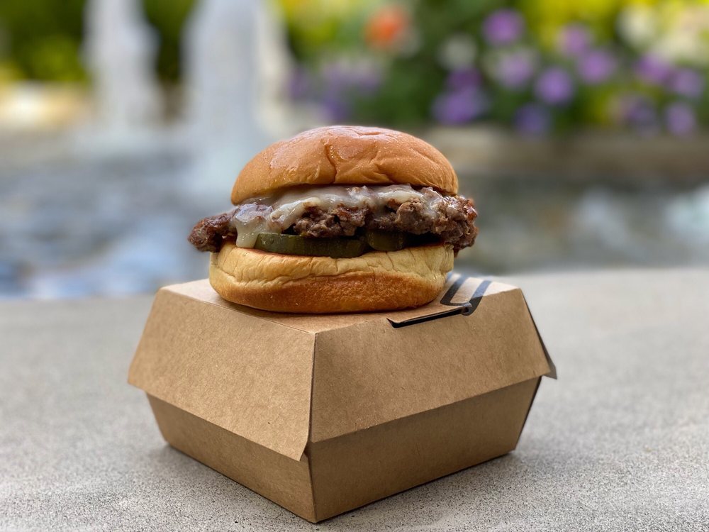 Shake Shack 33 Hillsdale Mall, San Mateo