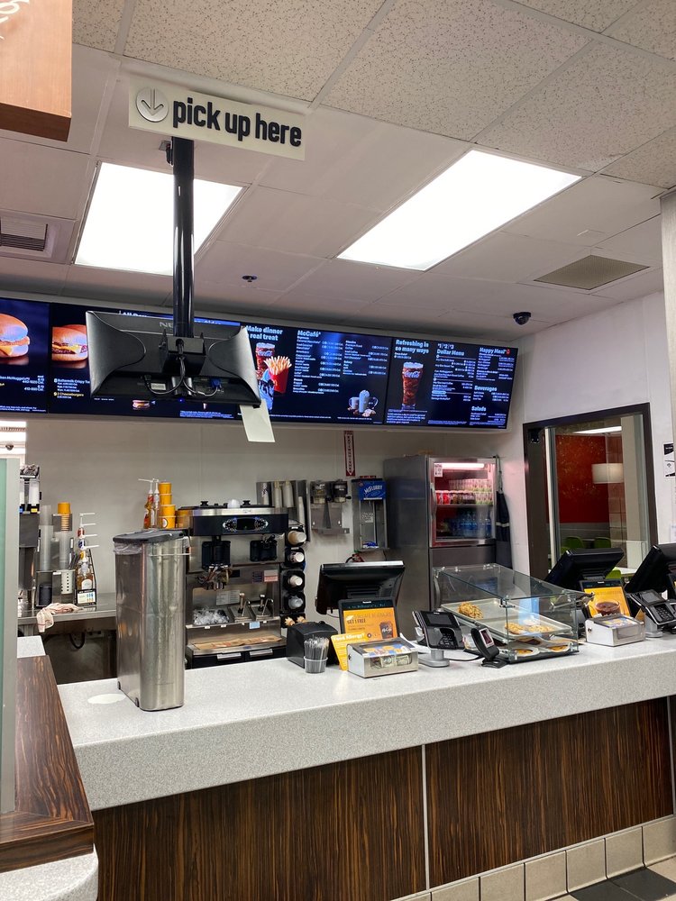 McDonald's 21001 San Ramon Valley Blvd, San Ramon