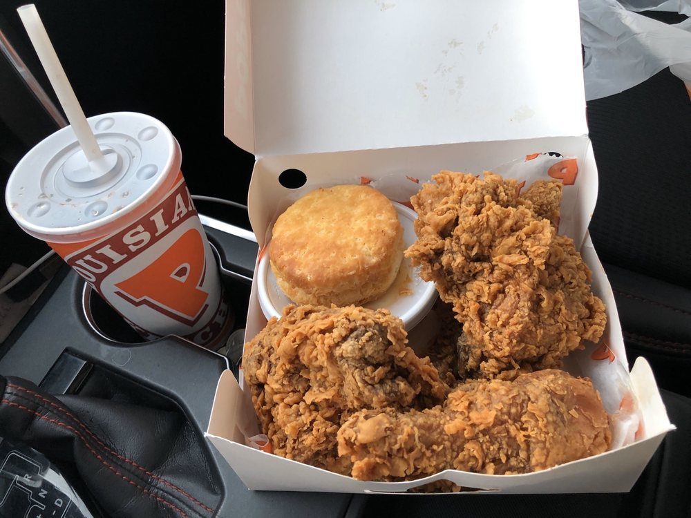 Popeyes Louisiana Kitchen 3825 W 1st St, Santa Ana