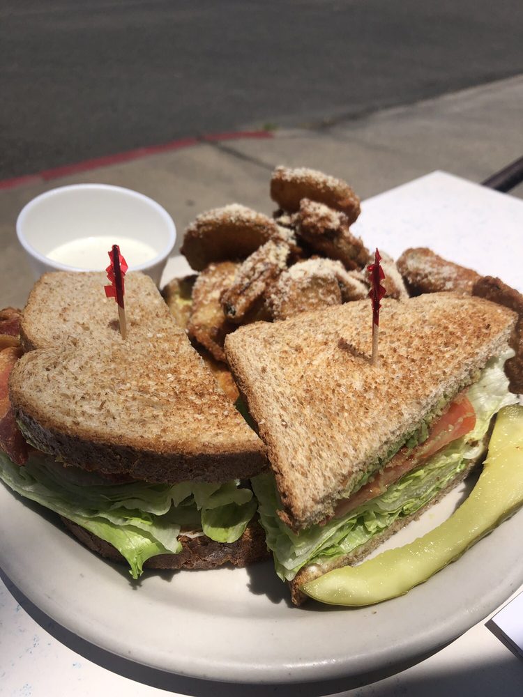 Pop's Cafe 112 E 9th St, Santa Ana
