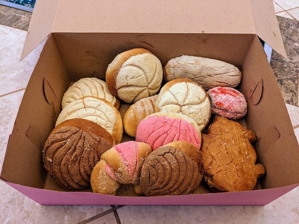 Victoria Bakery 709 N Bristol St, Santa Ana