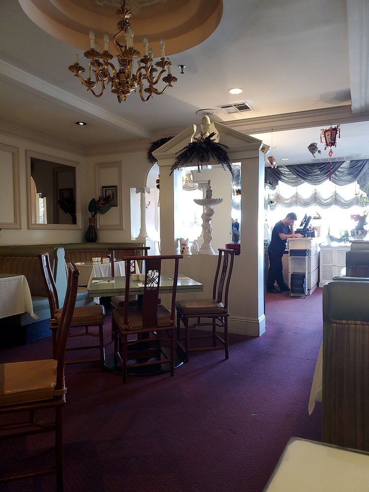 Mandarin Palace 3955 State St, Santa Barbara