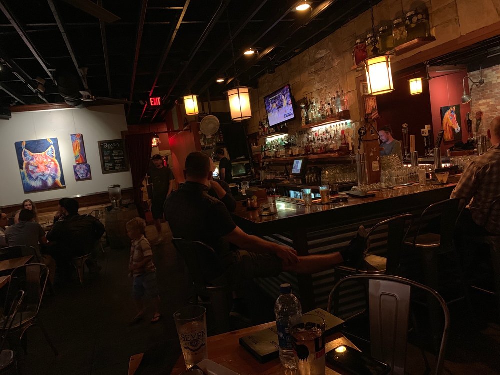 Seven Bar & Kitchen 224 Helena Ave, Santa Barbara