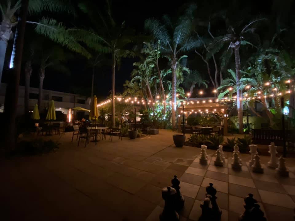 Crocodile Restaurant & Bar 2819 State St, Santa Barbara