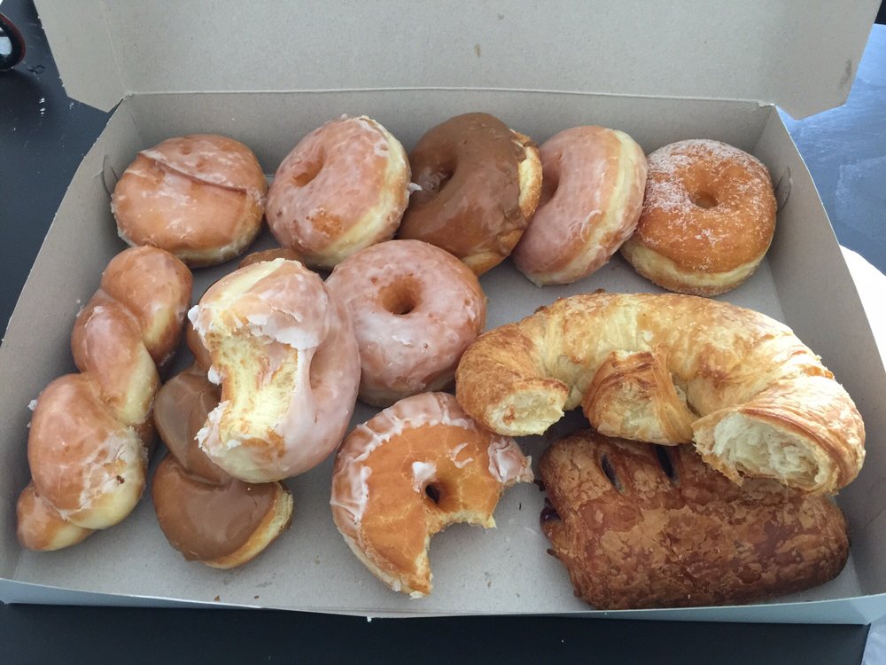Eller's Donut House 22 N Milpas St # B, Santa Barbara