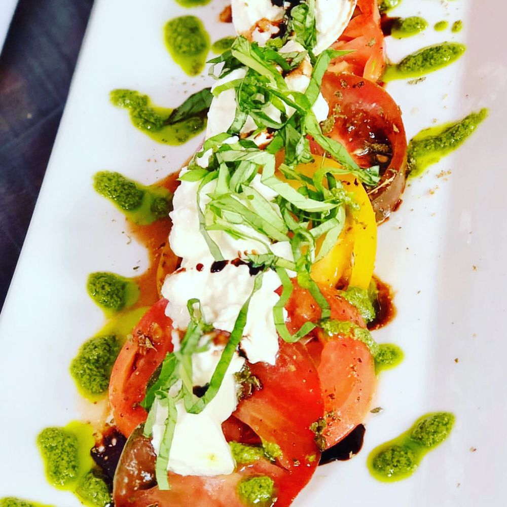 Mizza Artisan Pizza & Italian Cuisine 1112 State St, Santa Barbara