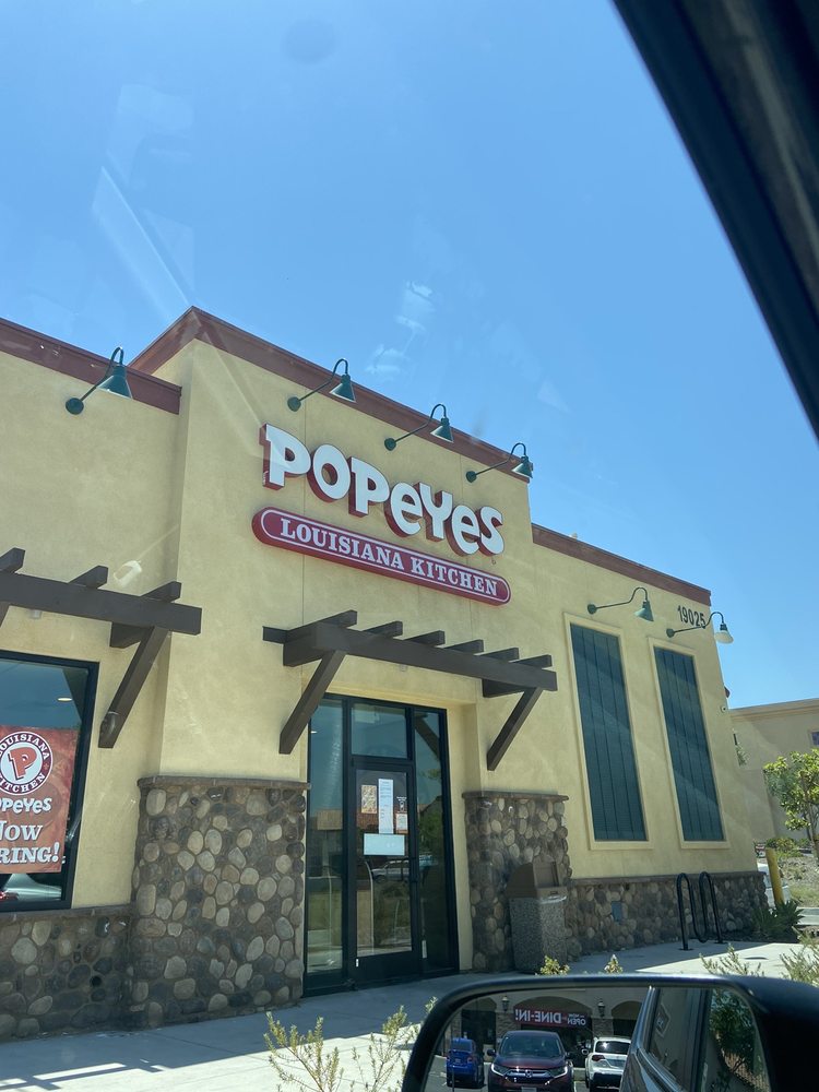 Popeyes Louisiana Kitchen 19025 Golden Valley Rd, Santa Clarita