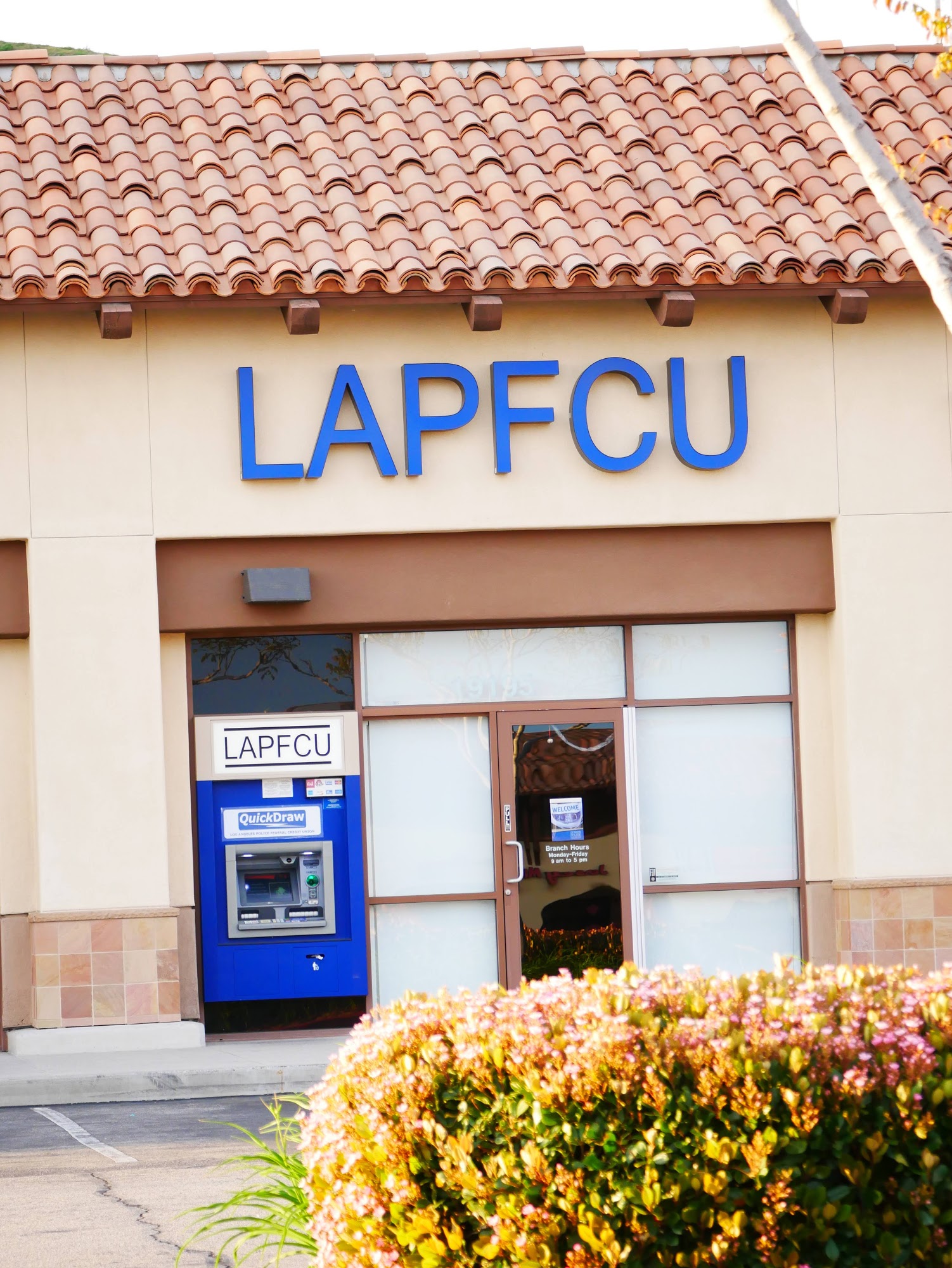 Los Angeles Police Federal Credit Union - Santa Clarita Branch