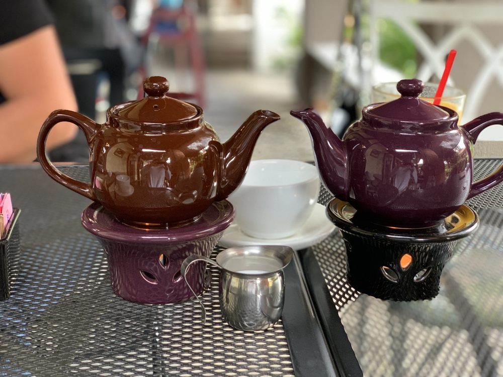 Tea Elle C Garden Cafe 26111 Bouquet Canyon Rd A6/7, Santa Clarita