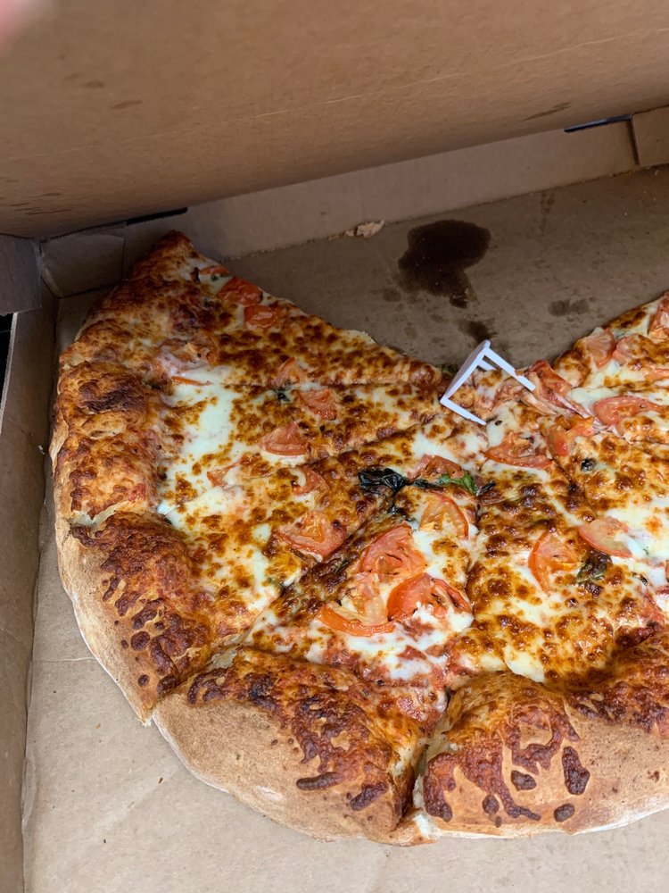Vincenzo's Pizza Newhall 24504 1/2 Lyons Ave, Santa Clarita