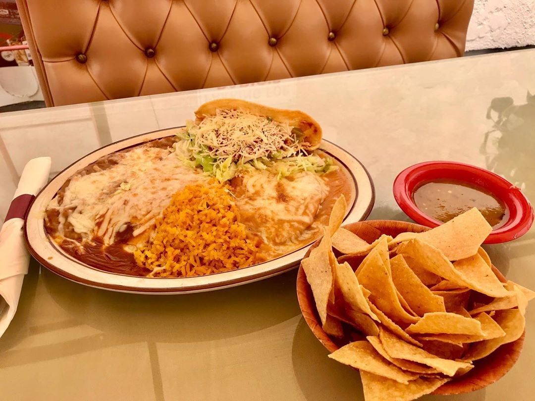 Dario's Mexican Restaurant 24523 Newhall Ave, Newhall