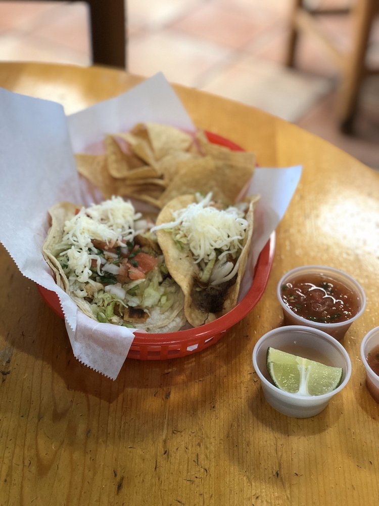 Wana Iguana 27750 McBean Pkwy, Santa Clarita