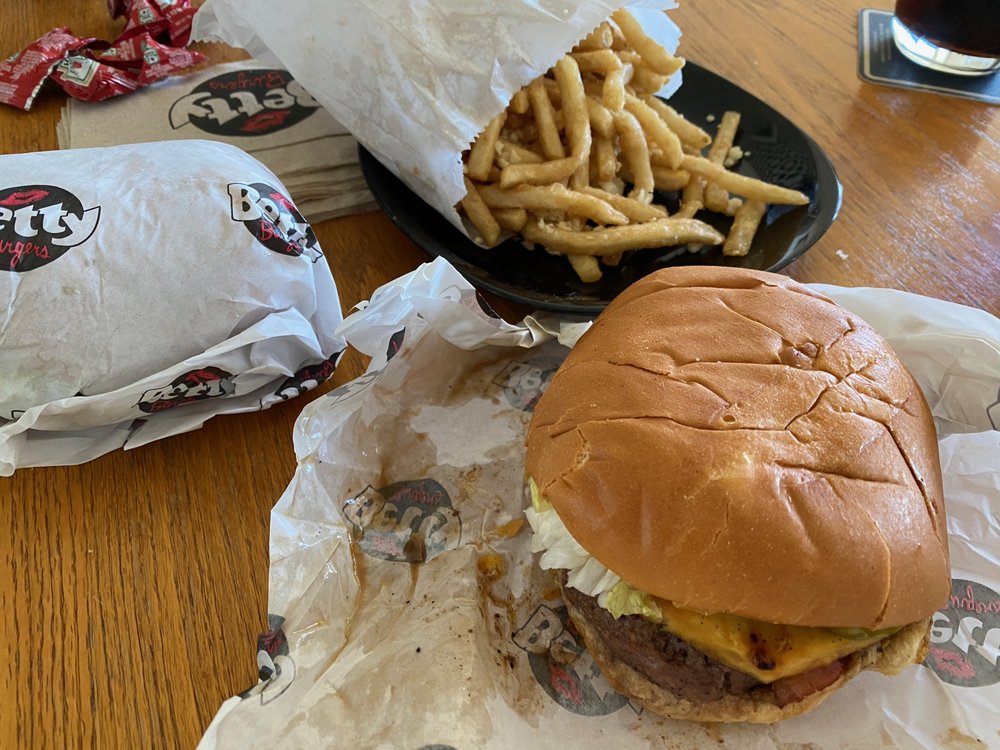 Betty Burgers 505 Seabright Ave, Santa Cruz