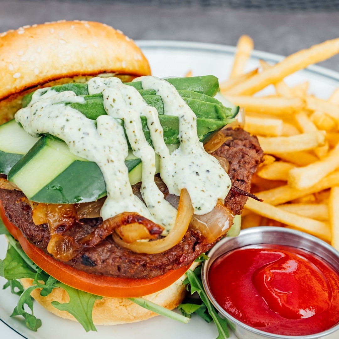 Daily Grill 2501 Colorado Ave, Santa Monica