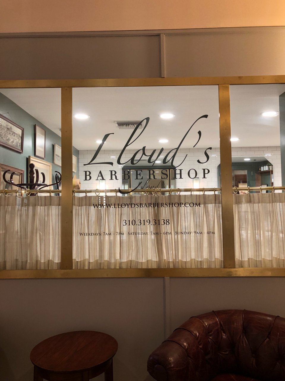 Lloyd's Barbershop