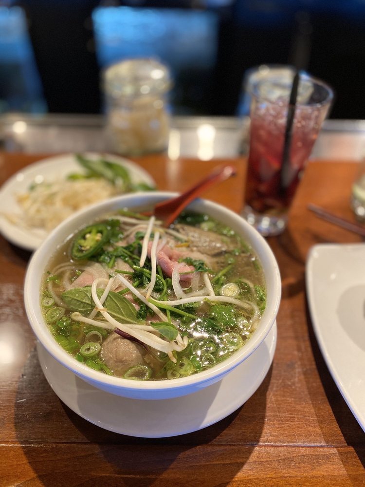 Kettles Vietnamese Bistro 1202 W Steele Ln, Santa Rosa