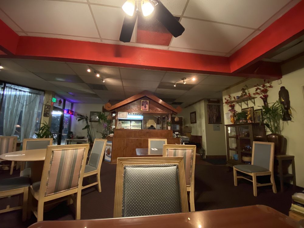 Tipp Thai Cuisine 1778 Piner Rd, Santa Rosa