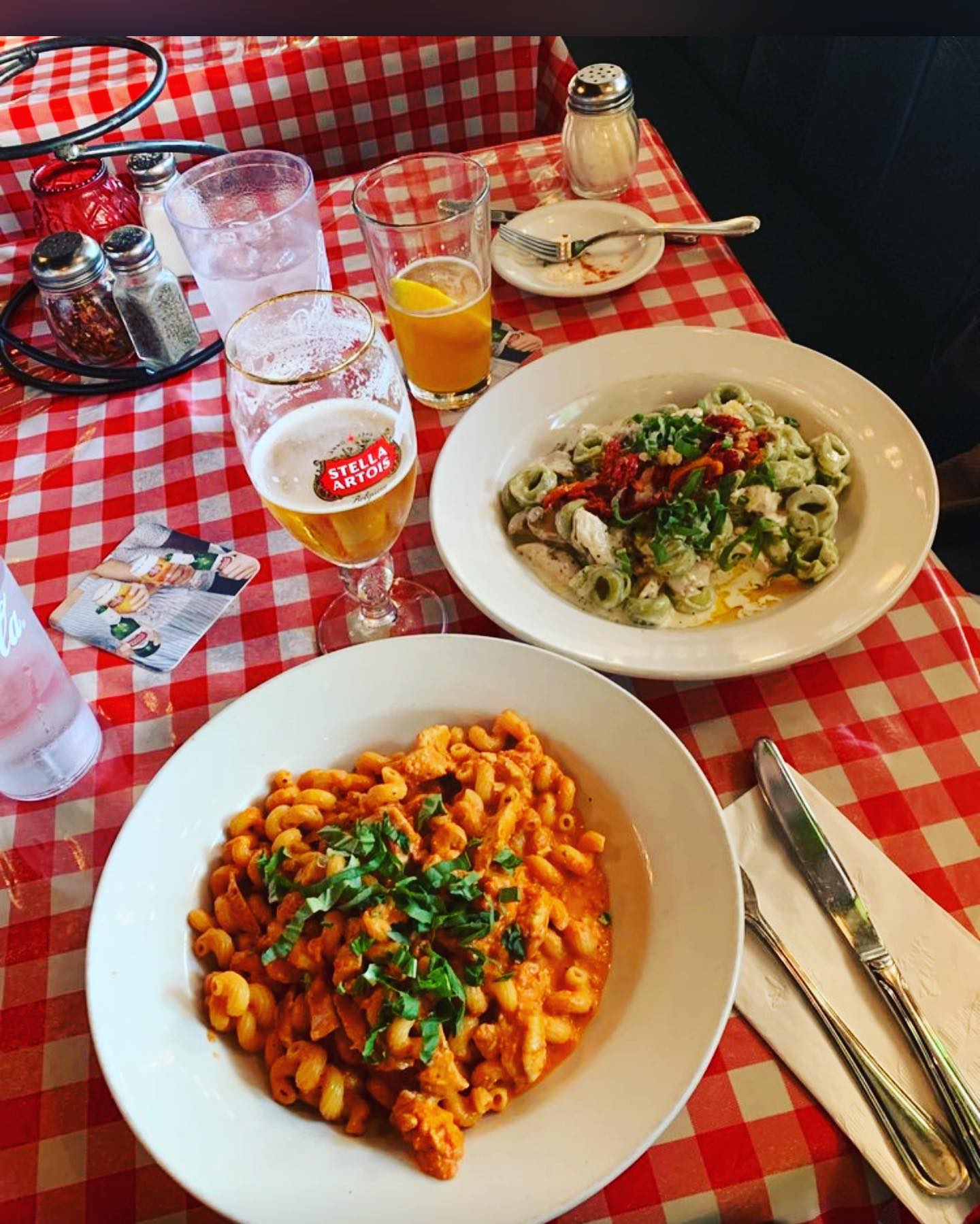 Antonio's Pizzeria and Italian Restaurant 13619 Ventura Blvd, Sherman Oaks