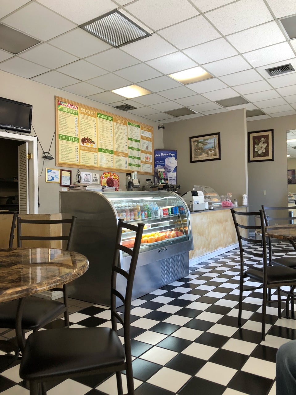 Famous Cafe Restaurant 5150 N Sepulveda Blvd, Sherman Oaks