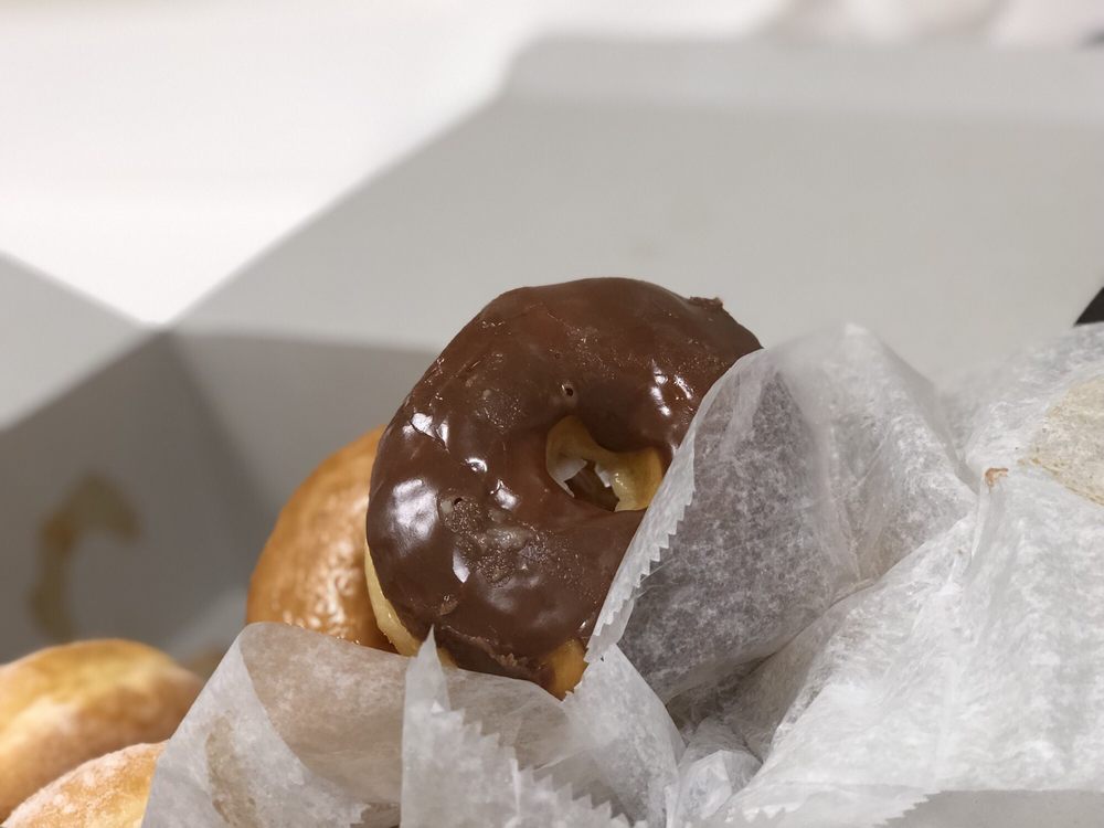 USA Donuts & Croissants 13316 Burbank Blvd, Sherman Oaks