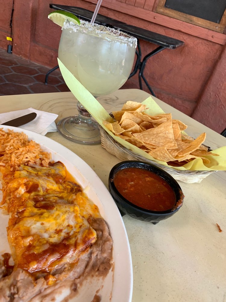 Simi Valley, CA Restaurants Open for Takeout, Curbside Service and/or