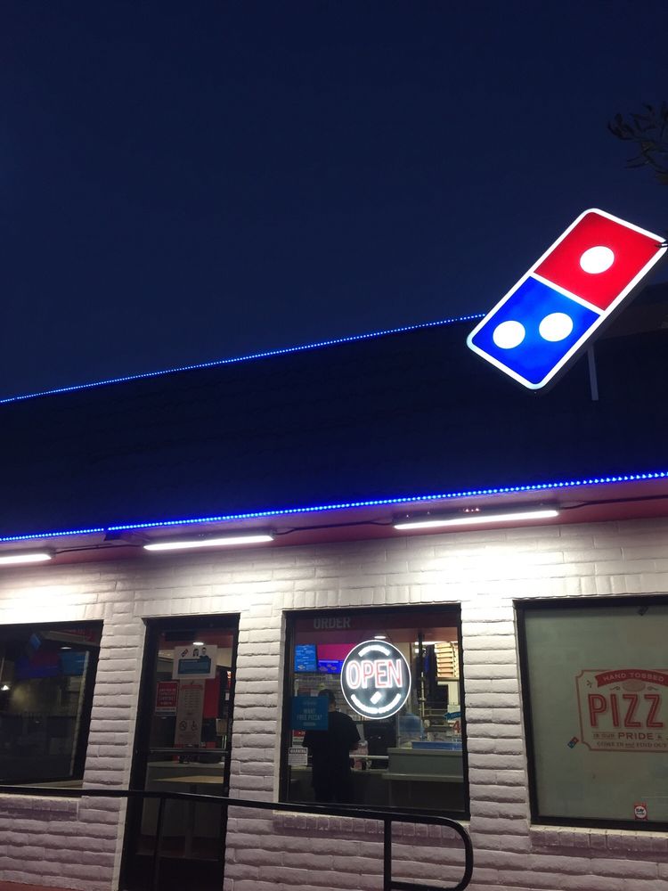 Domino's Pizza 402 E Charter Way, Stockton