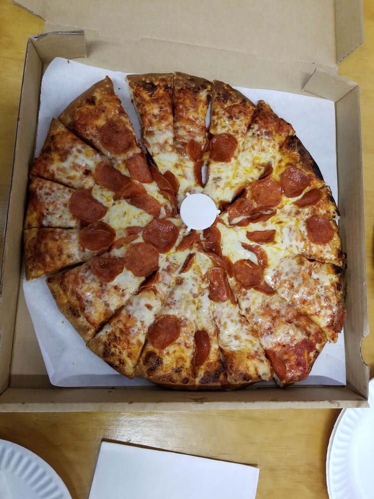 Alfalfa's Pizza and Deli 335 E Weber Ave, Stockton