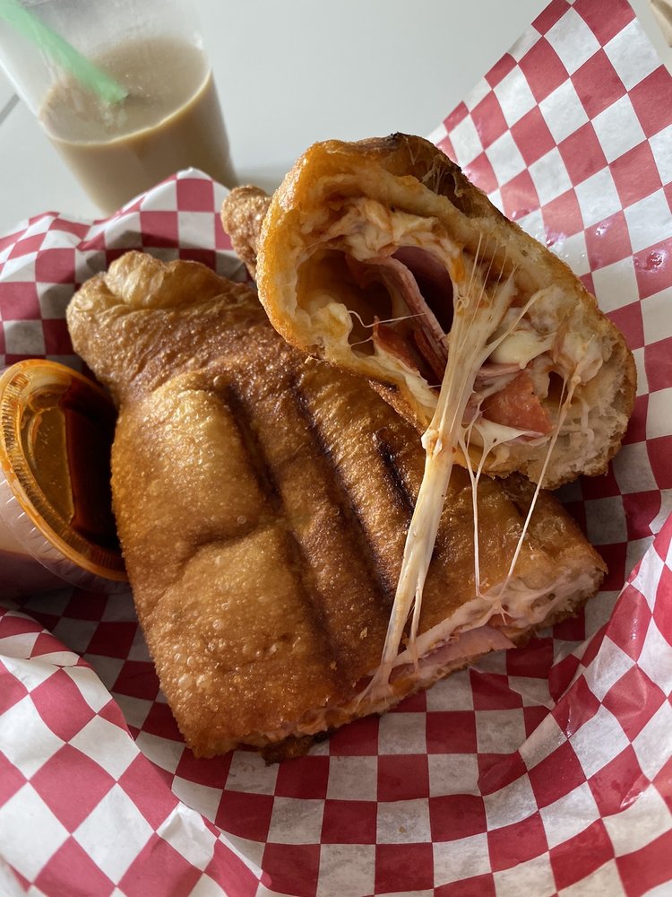 De Parsia's Restaurant & Catering 3404 Delaware Ave, Stockton