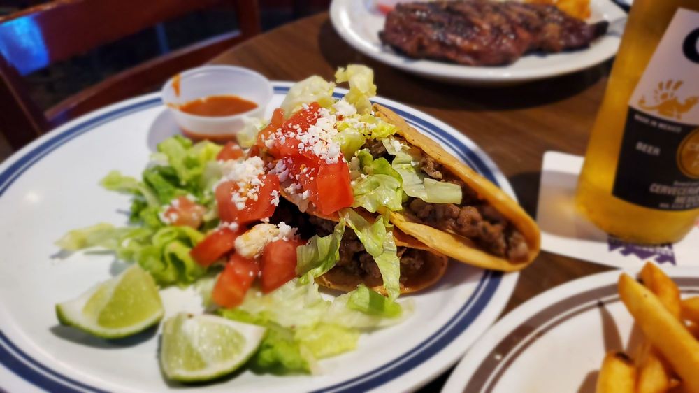 Winchester's Restaurant 2714 Country Club Blvd C, Stockton