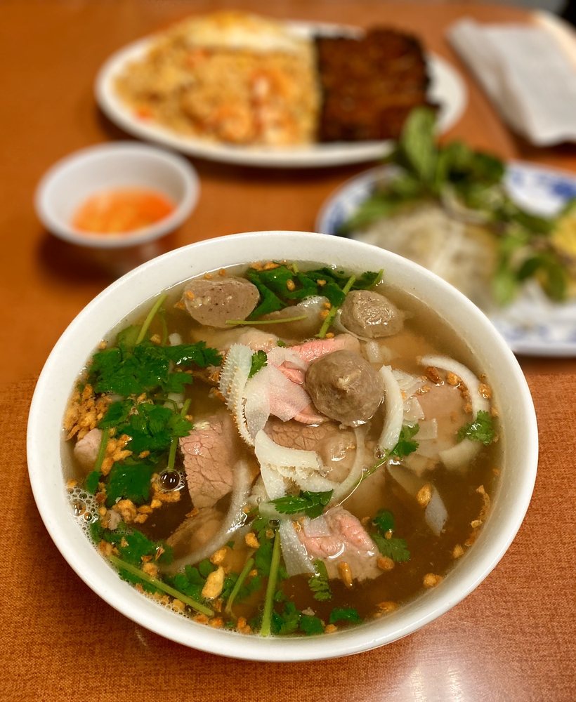 Bayon Restaurant 2233 Grand Canal Blvd #119, Stockton