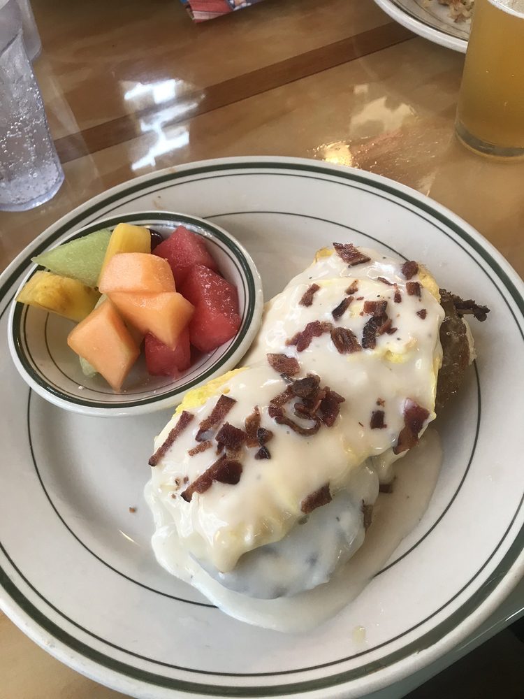 Woody's Diner 16371 CA-1, Sunset Beach