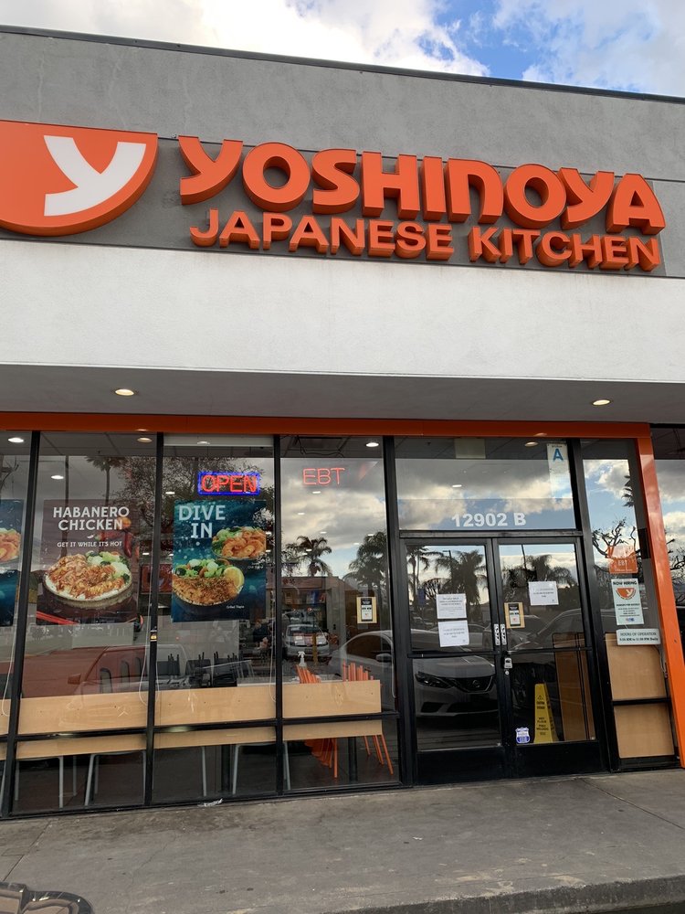 Yoshinoya Sylmar 12902 Foothill Blvd, Sylmar