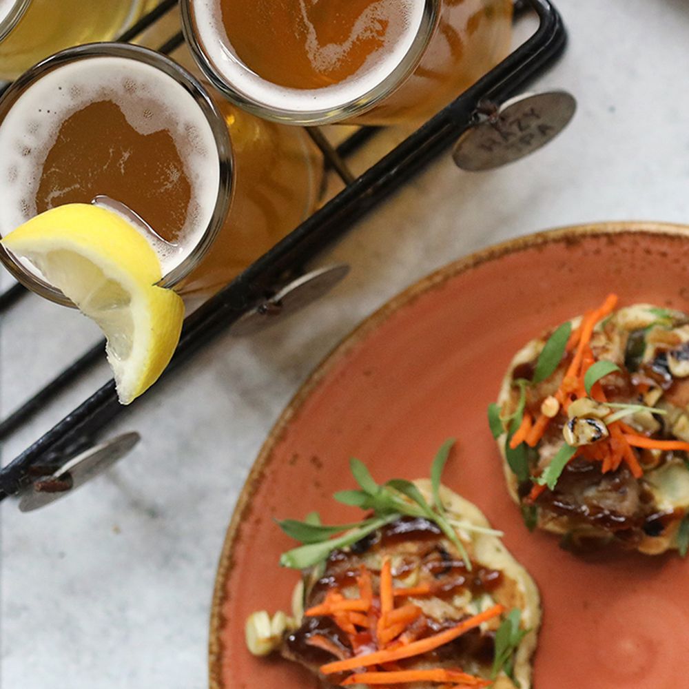 Lazy Dog Restaurant & Bar 40754 Winchester Rd, Temecula