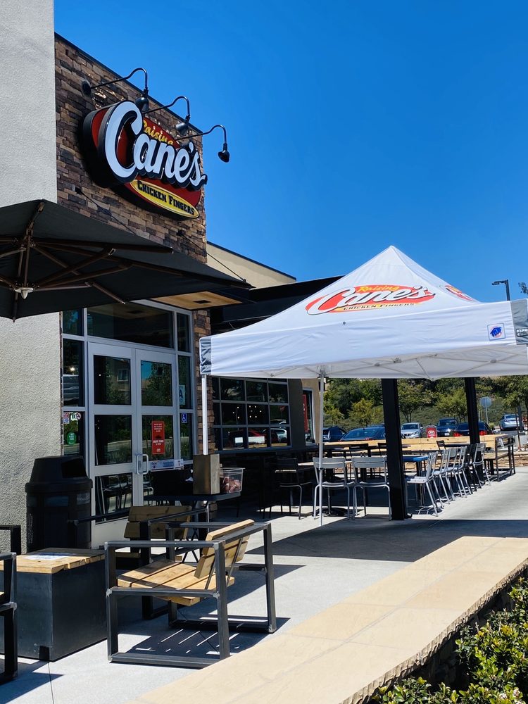 Raising Cane's Chicken Fingers 40390 Margarita Rd, Temecula