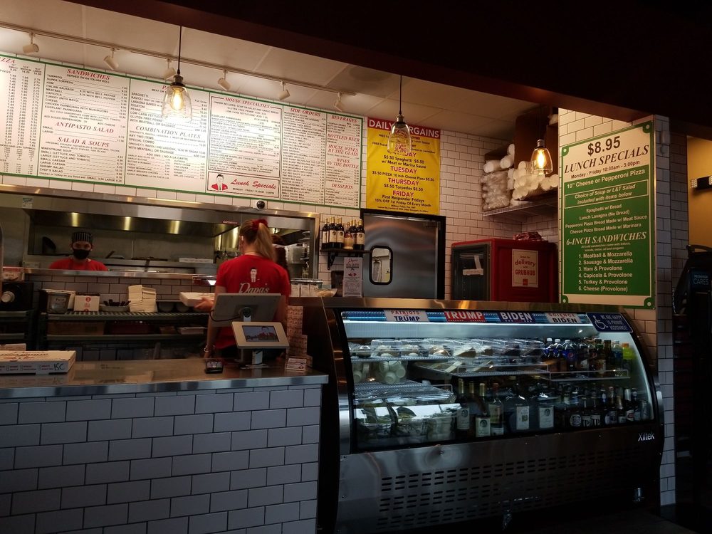 Papa's Pizza Grotto 45440 Pechanga Pkwy #504, Temecula