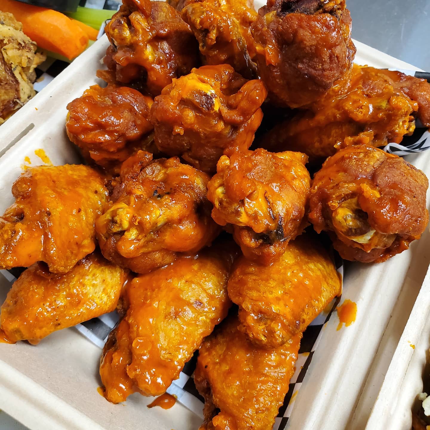 Wingman’s Wings 32117 Temecula Pkwy #C, Temecula