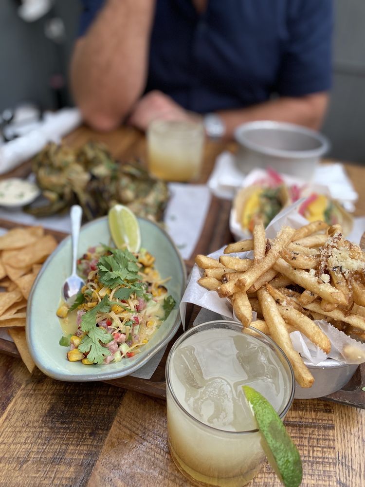 Forman's Whiskey Tavern 10149 Riverside Dr, Toluca Lake
