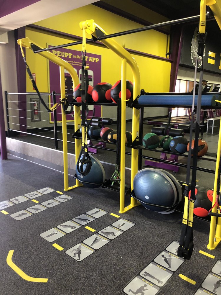Planet Fitness 20040 Hawthorne Blvd, Torrance