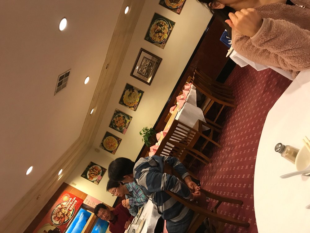 Sea Shore Seafood Restaurant 5137-39 Calle Mayor, Torrance