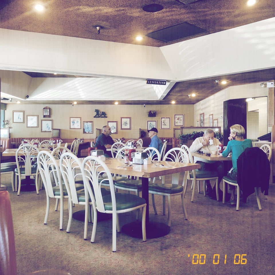 Spires Restaurant 1750 Sepulveda Blvd, Torrance