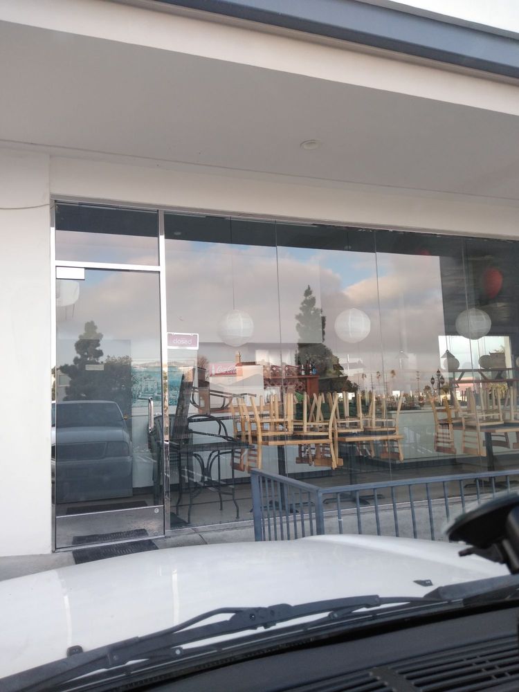 Mongol King 24012 Vista Montana, Torrance