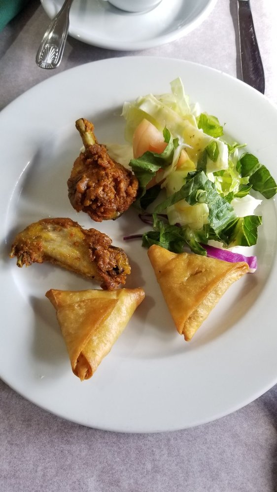 Bombay Tandoori & Banquet 4111 CA-1, Torrance