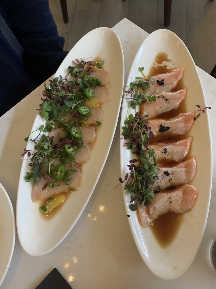 EMC Seafood & Raw Bar Torrance Suite #608, 21536 Hawthorne Blvd Suite #608, Torrance