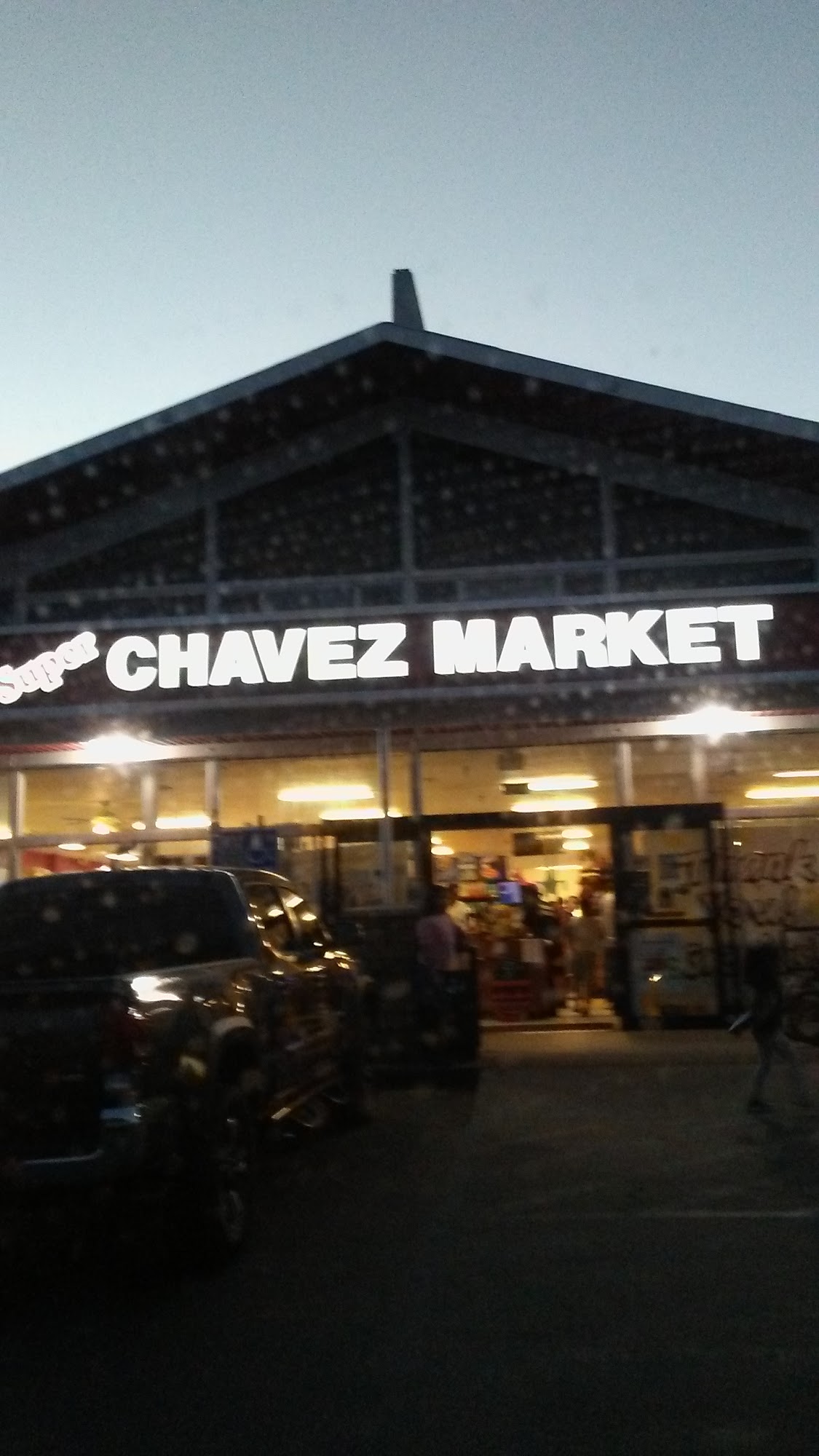 Super Chavez Market