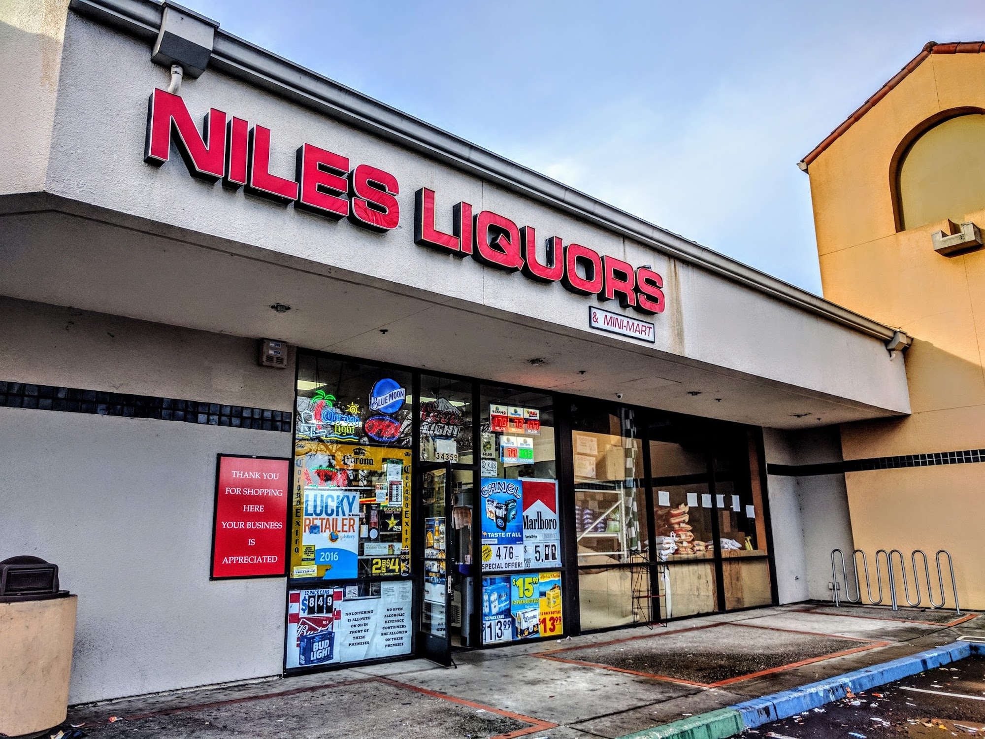 Niles Liquors