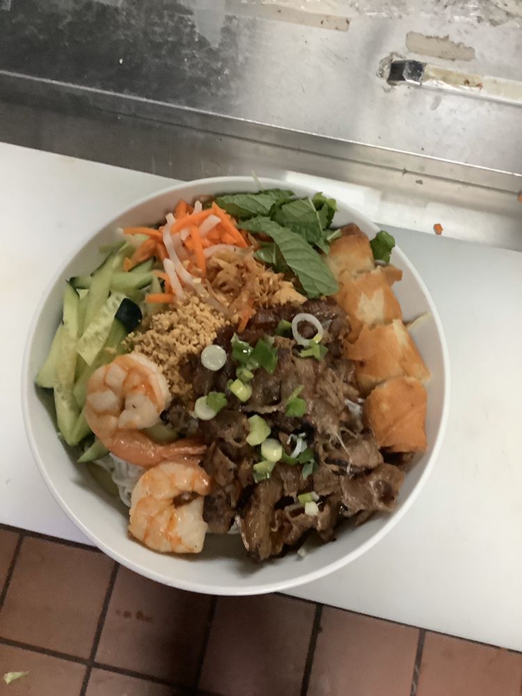 Mai's Kitchen 34587 Alvarado-Niles Rd, Union City
