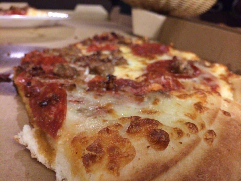 Little Caesars 2813 Redwood Pkwy, Vallejo